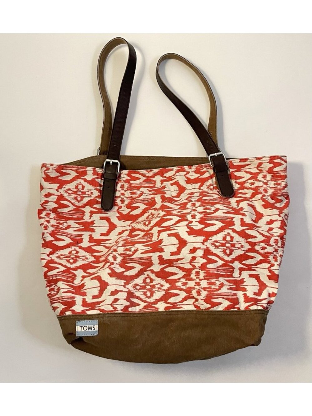 TOMS Large Canvas Tote Bag Red Cream Ikat Print Adjustable Straps Snap Tote 21"